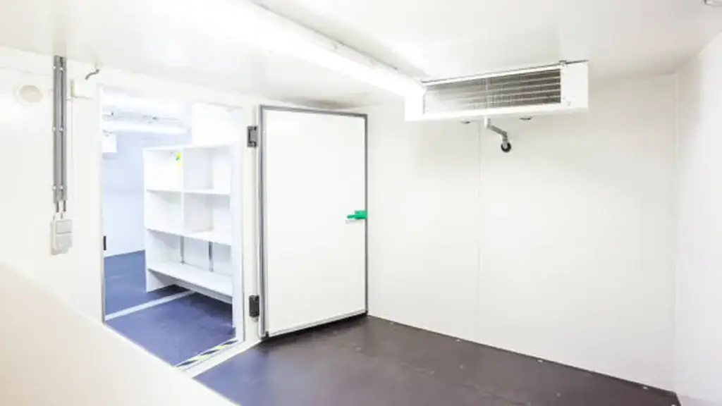 Custom Your Walk In Cooler 4